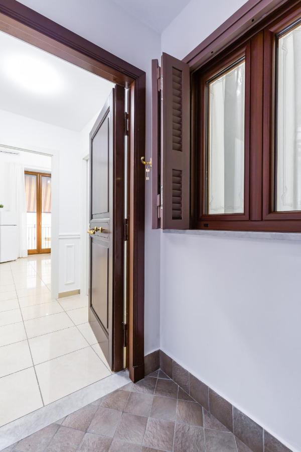 Ventaglieri Cozy Apartment By Wonderful Italy Napels Buitenkant foto